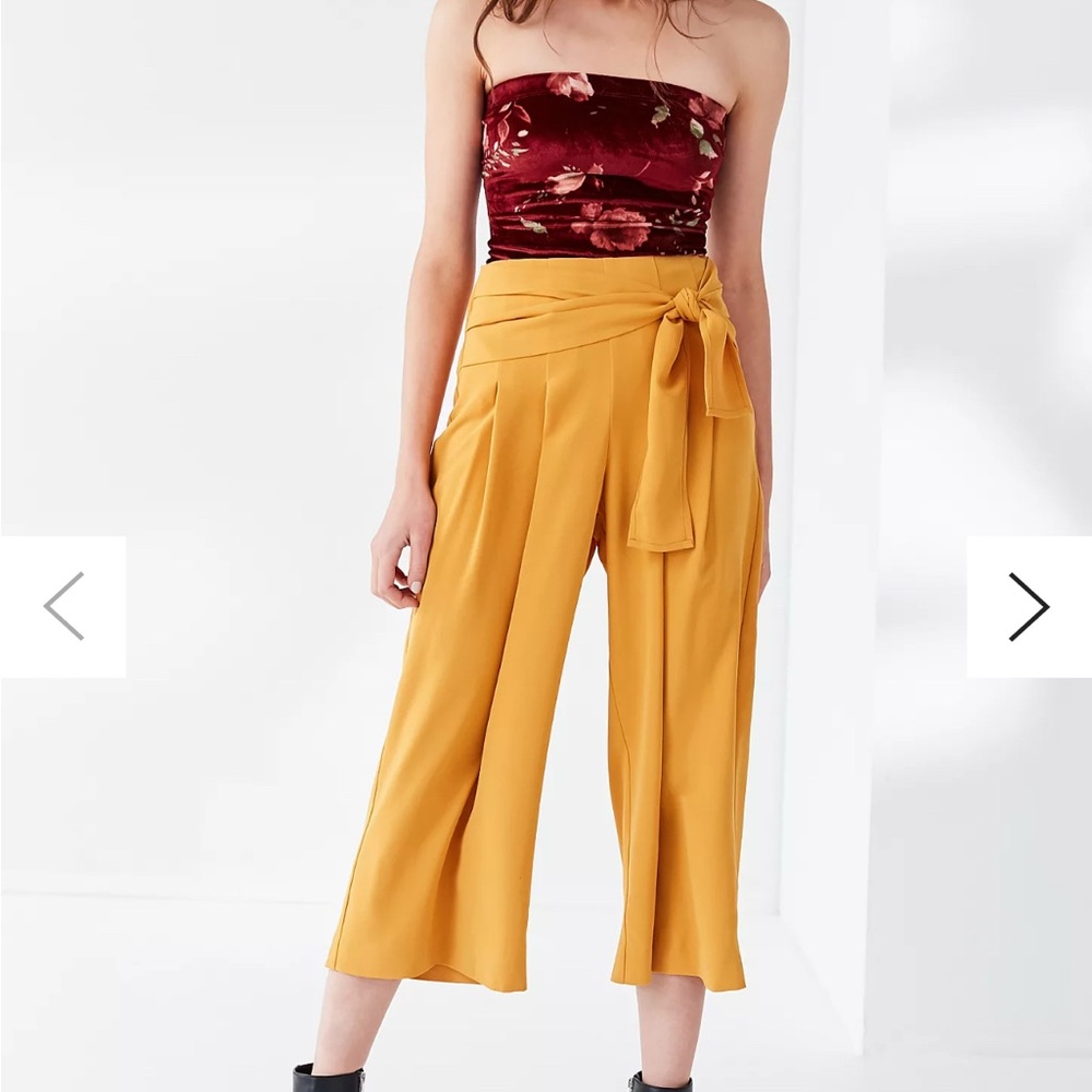 Moon River Mustard Wide-Leg Pants